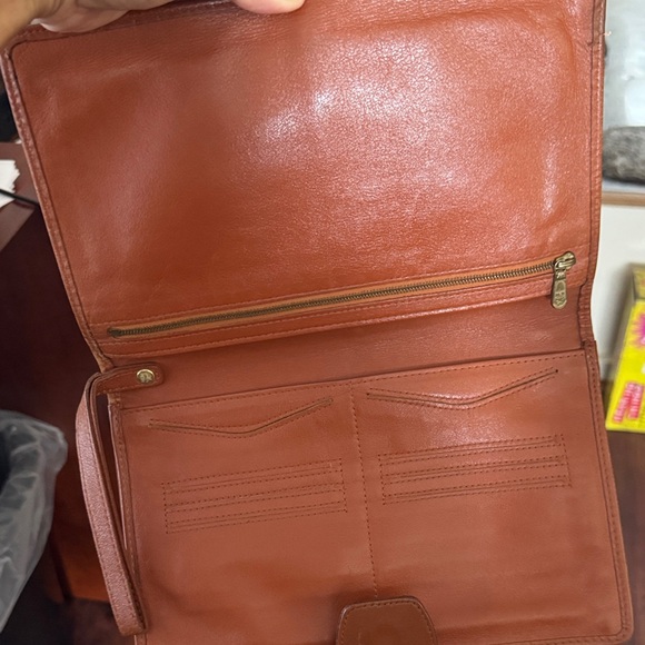 Reposhing MCM - Picture 5 of 6